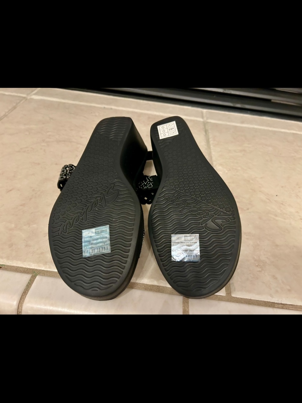 New black Skechers Women's Rumble On Sassy Dayz Wedge Slip On Sandals - Size 9 - Picture 15 of 15